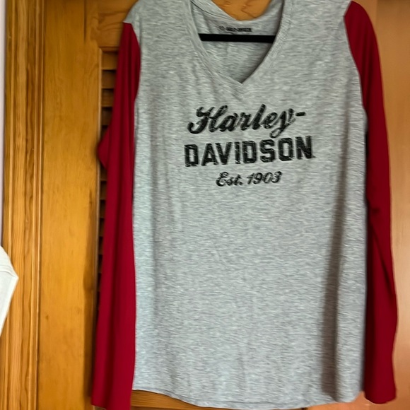 Tops - Harley Davidson shirt